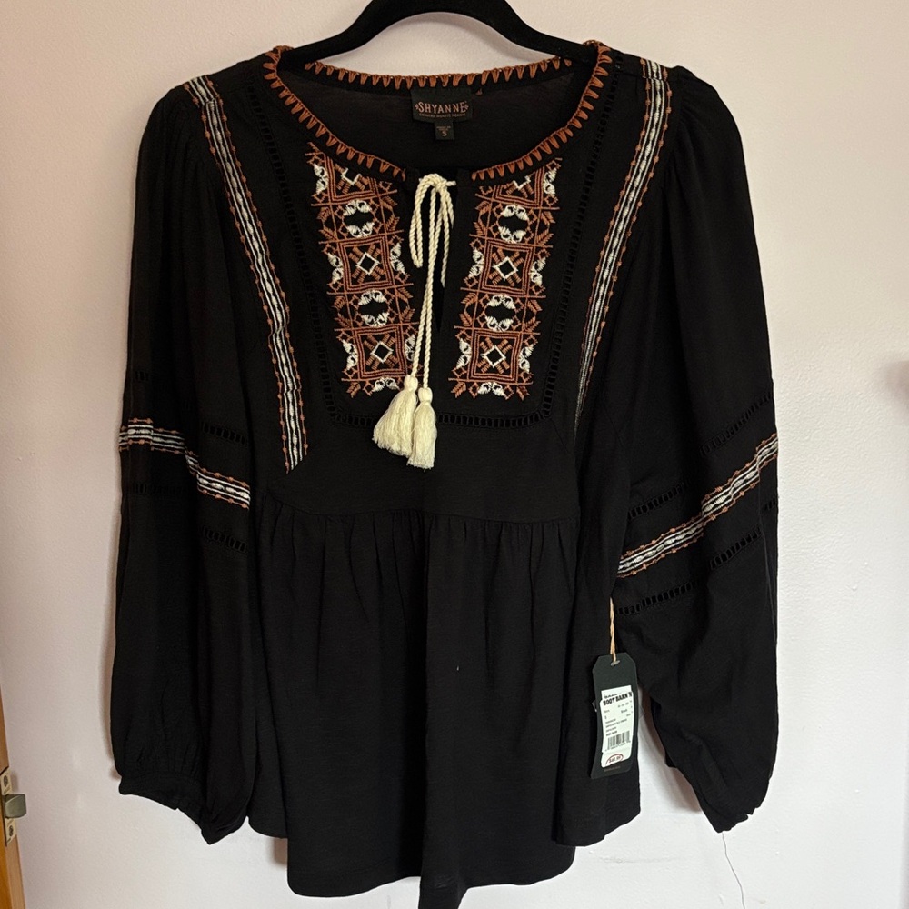 Shyanne top